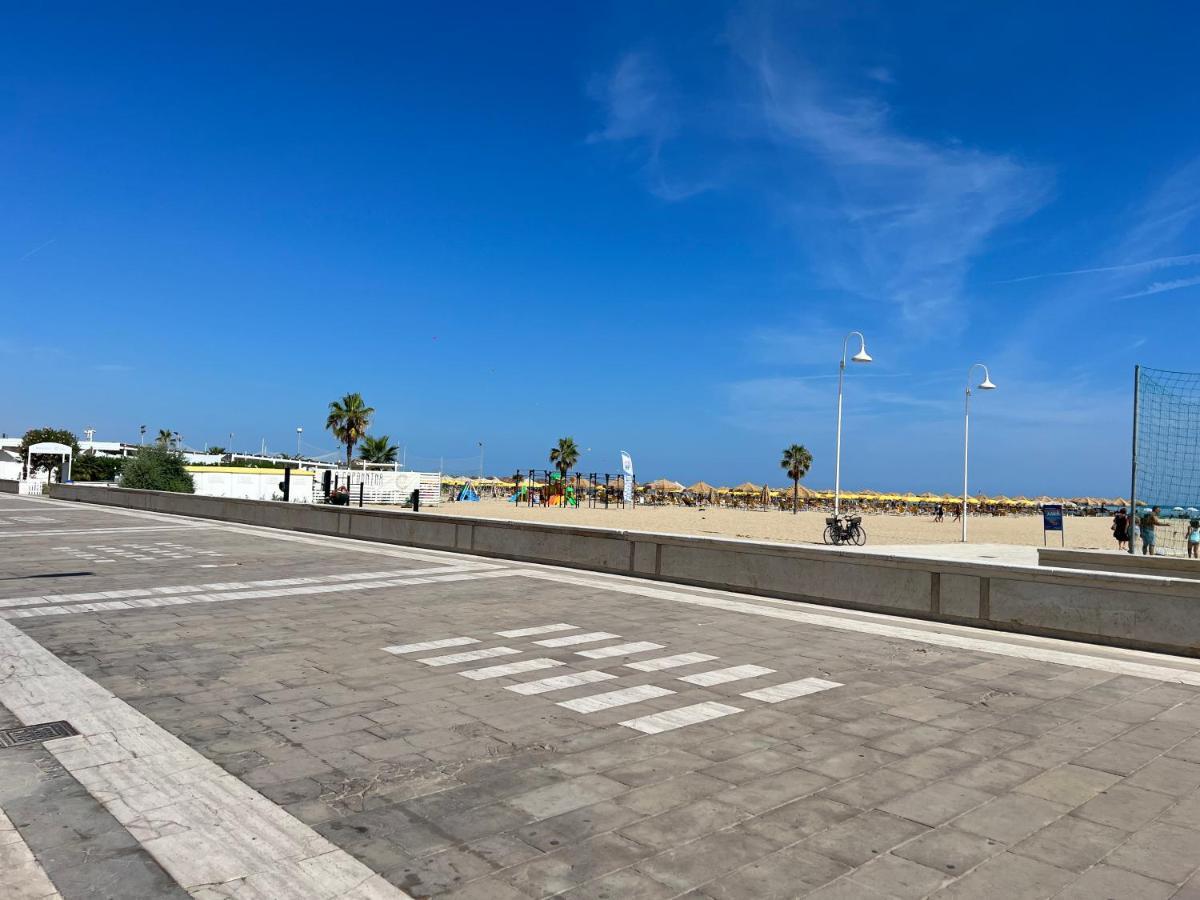 "Casa Incantevole" Fronte Mare Pescara - Appartamento Via Buozzi Exterior foto